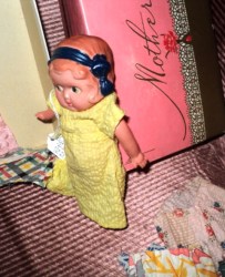5 1/2'' BETTY BOOP 30S BLUE RIBBON CELLULOID DOLL, CHOCOLATE MOTHER BOX 351